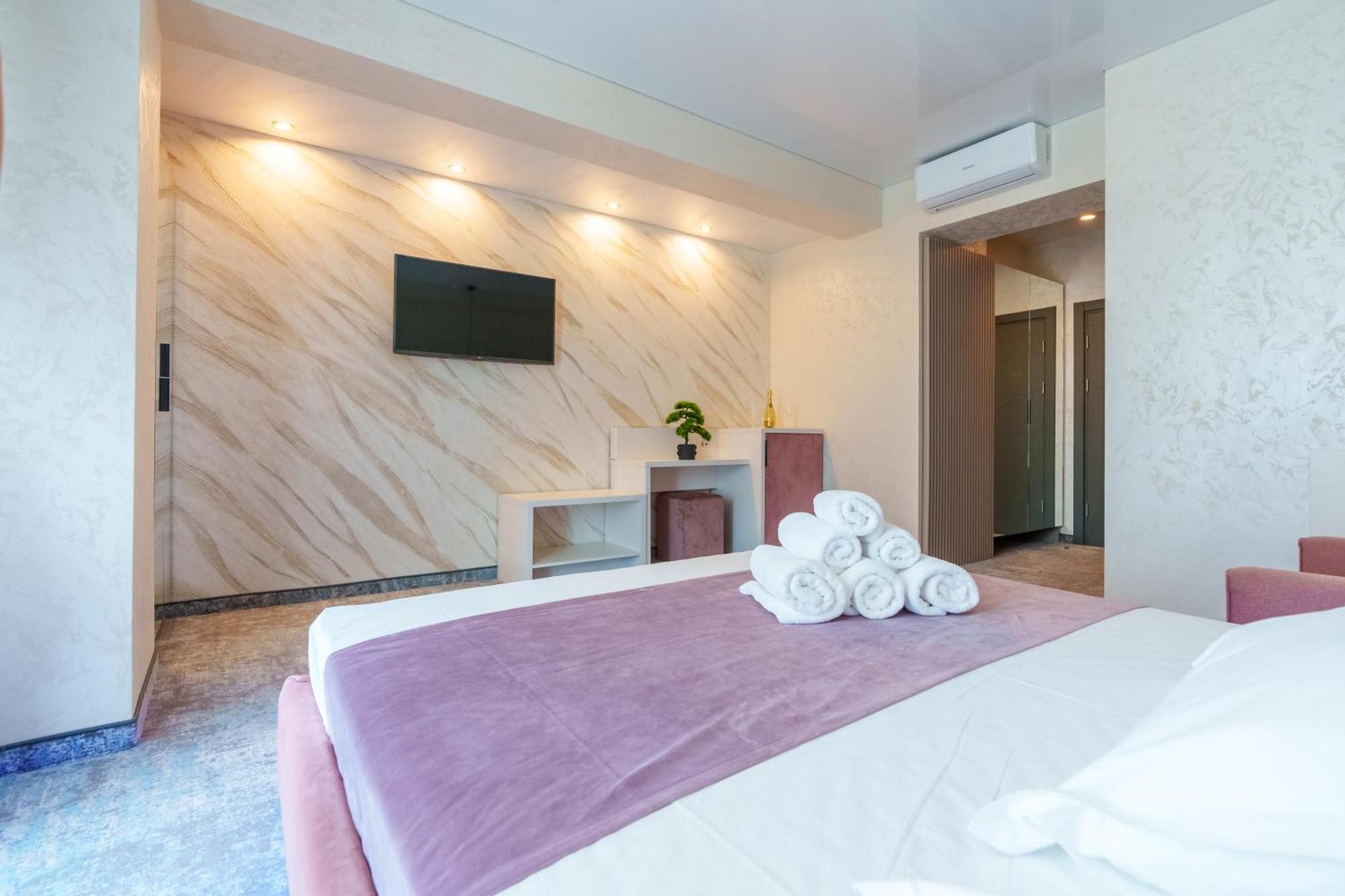 Hotel Kalya Navodari Bagian luar foto