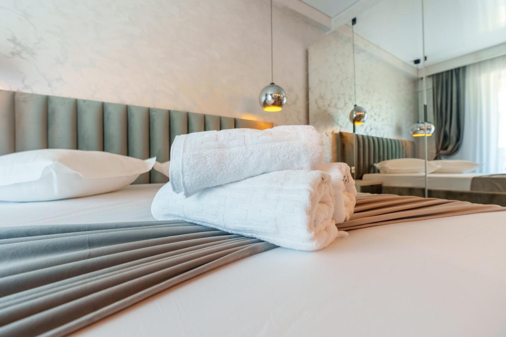 Hotel Kalya Navodari Bagian luar foto