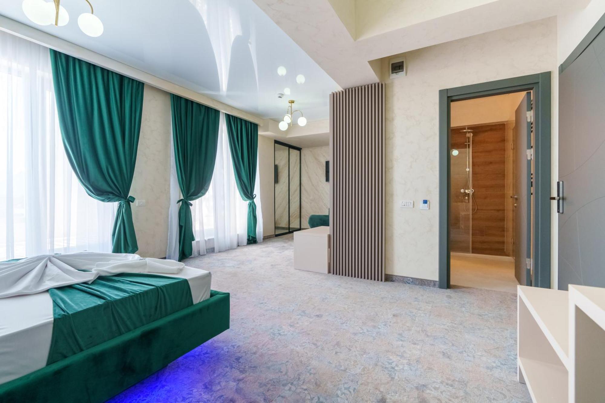 Hotel Kalya Navodari Bagian luar foto