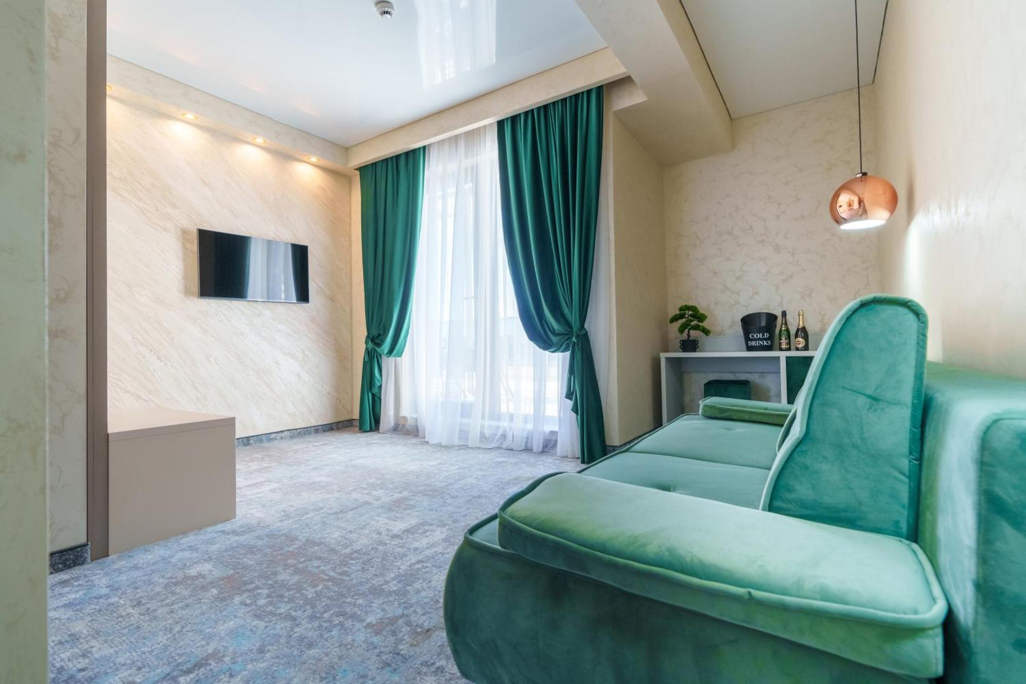 Hotel Kalya Navodari Bagian luar foto
